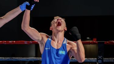 Қазақ боксшысы жастар арасындағы Азия чемпионатын айқын жеңіспен бастады
