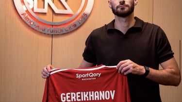 «Қайрат» ресейлік шабуылшыны қатарына қосты