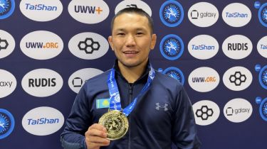 Мерей Базарбаев финалда түрік балуанын 8:0 есебімен жеңіп, әлем чемпионы болды