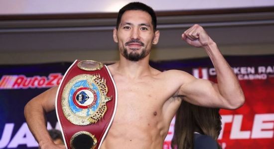 Жәнібек Әлімханұлы чемпиондық белдігін сақтап қалды