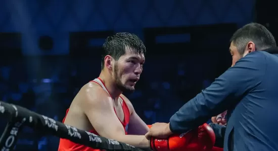 Нұрбек Оралбай өзбек боксшысынан жеңілді
