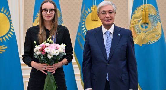 «Өнеге көрсетіп отырсыз»: Тоқаев Рыбакинаға не айтты?