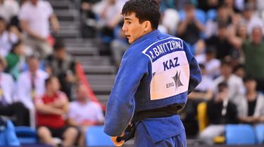 Аман Бақытжан Париж Гранд Слэмінің жартылай финалына шықты