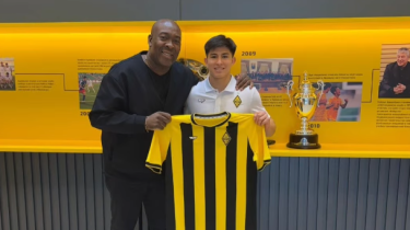 Дастан Сәтпаевты «Челси» капитанының әкесі жаттықтырады