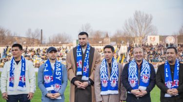 Баходир Жалолов бастаған өзбек боксшылары «Ордабасыға» қолдау көрсетті