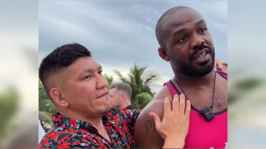 «Әлемнің аңыздары мені қолдап отыр»: Хамитов Царукянға сес көрсетті