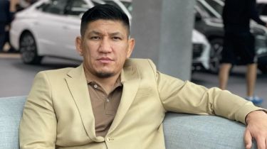 «Аузыңды жабамын»: Қуат Хамитов ресейлік файтерге сес көрсетті
