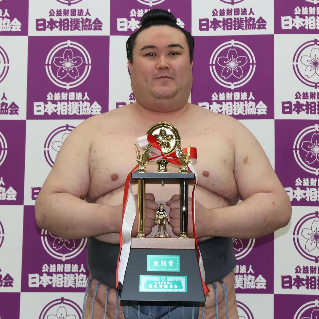 Порно күн ваннасы Семіз қарттардың порно видеосы